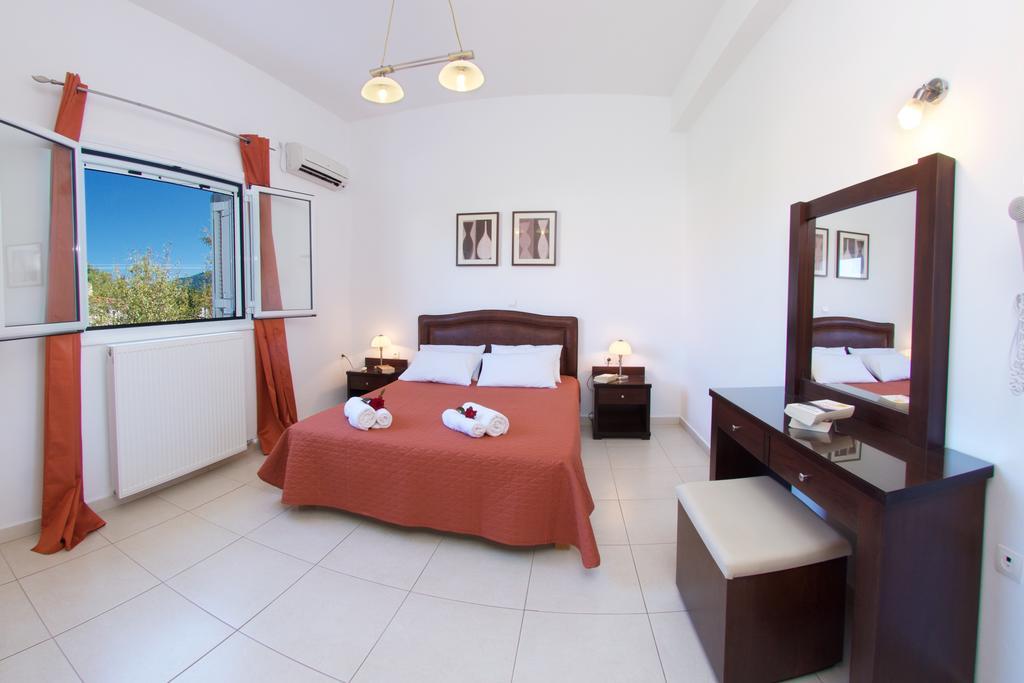 Diamanto Complex Aparthotel Karavomylos Ngoại thất bức ảnh