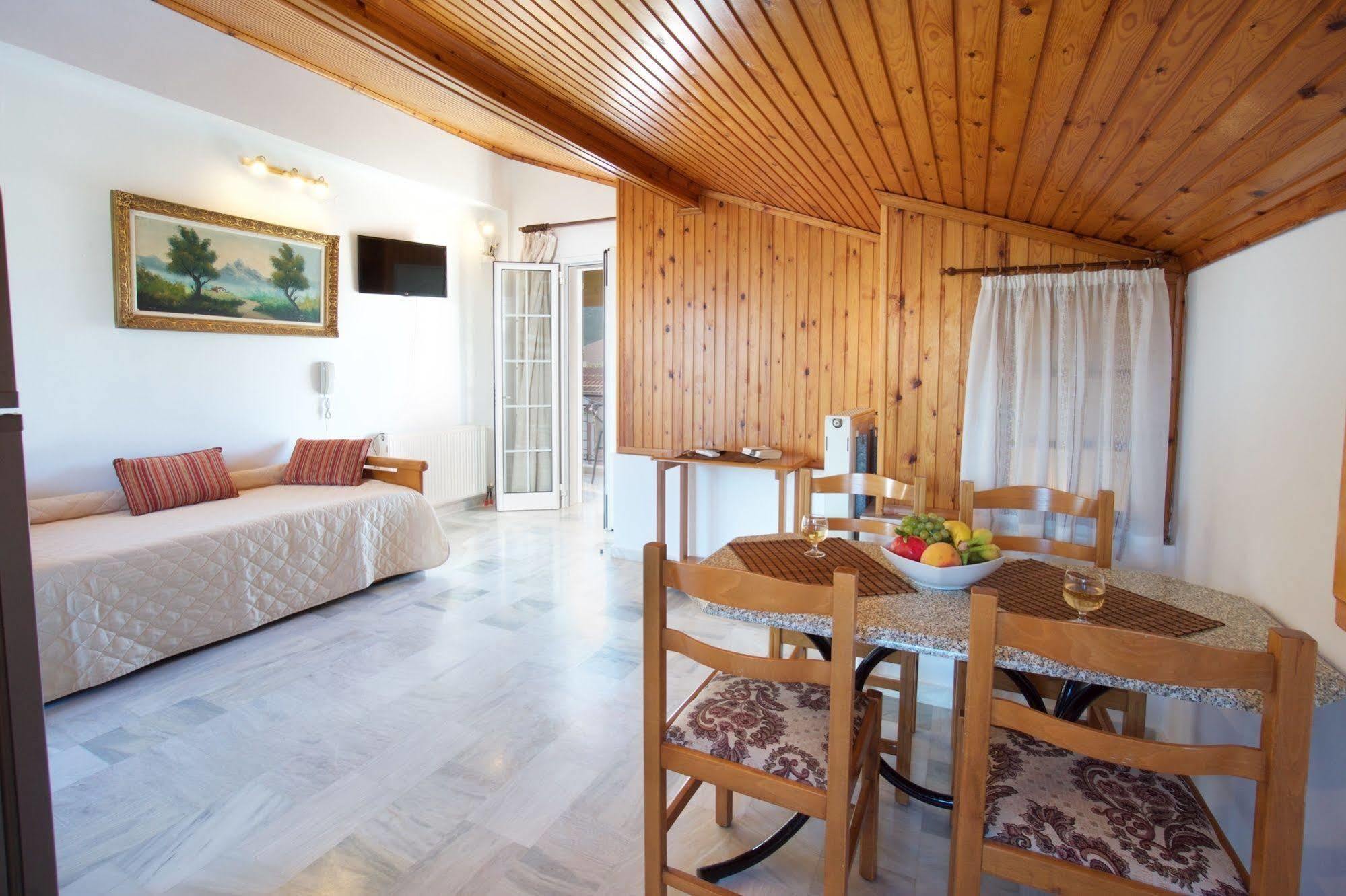 Diamanto Complex Aparthotel Karavomylos Ngoại thất bức ảnh