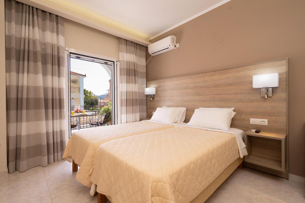 Diamanto Complex Aparthotel Karavomylos Ngoại thất bức ảnh
